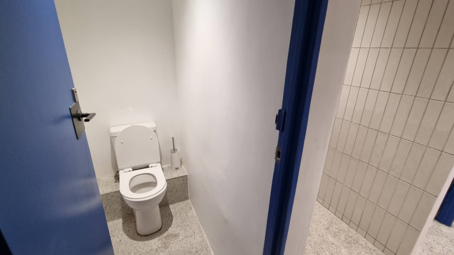 To Let Commercial Property for Rent in Woodstock Western Cape